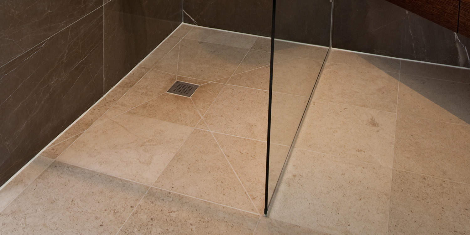 Molianos Beige limestone shower floor