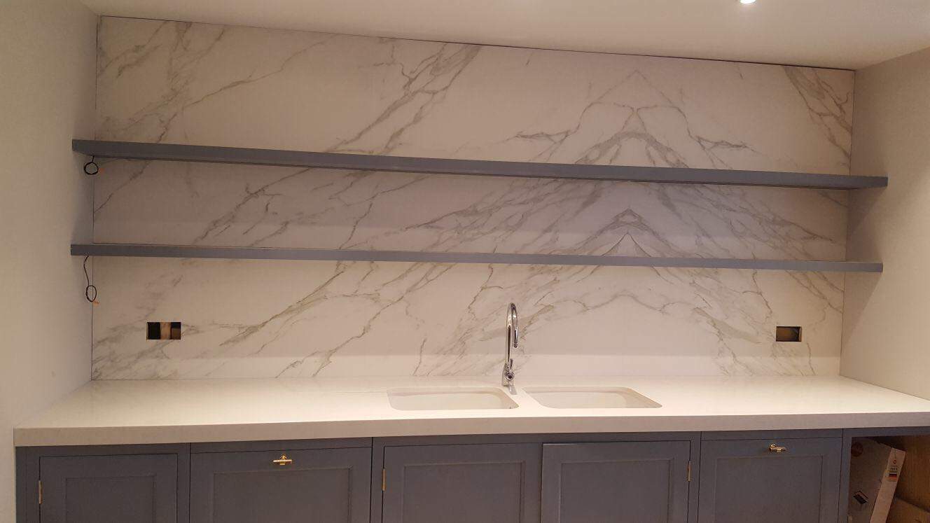 Neolith Calacatta Splashback1